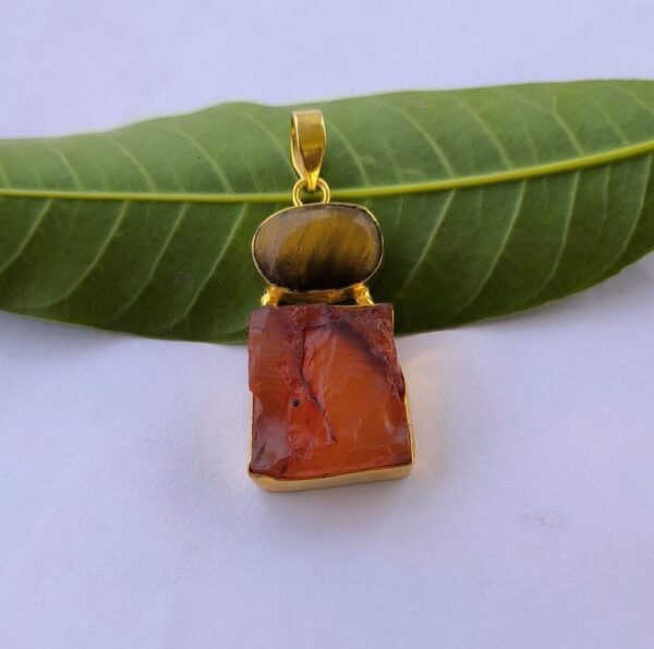 PENDENT